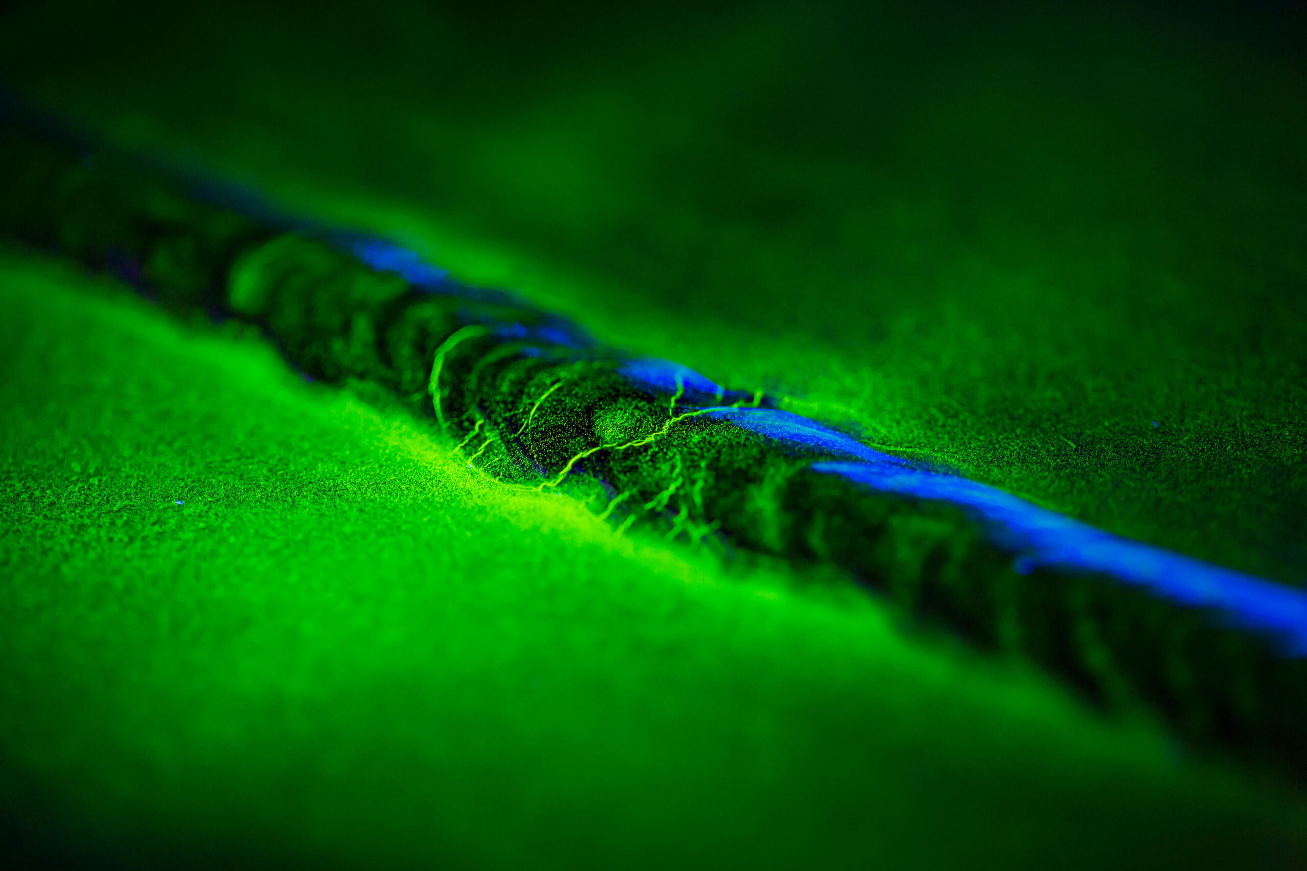 Innenansicht der Technik eines PKWs